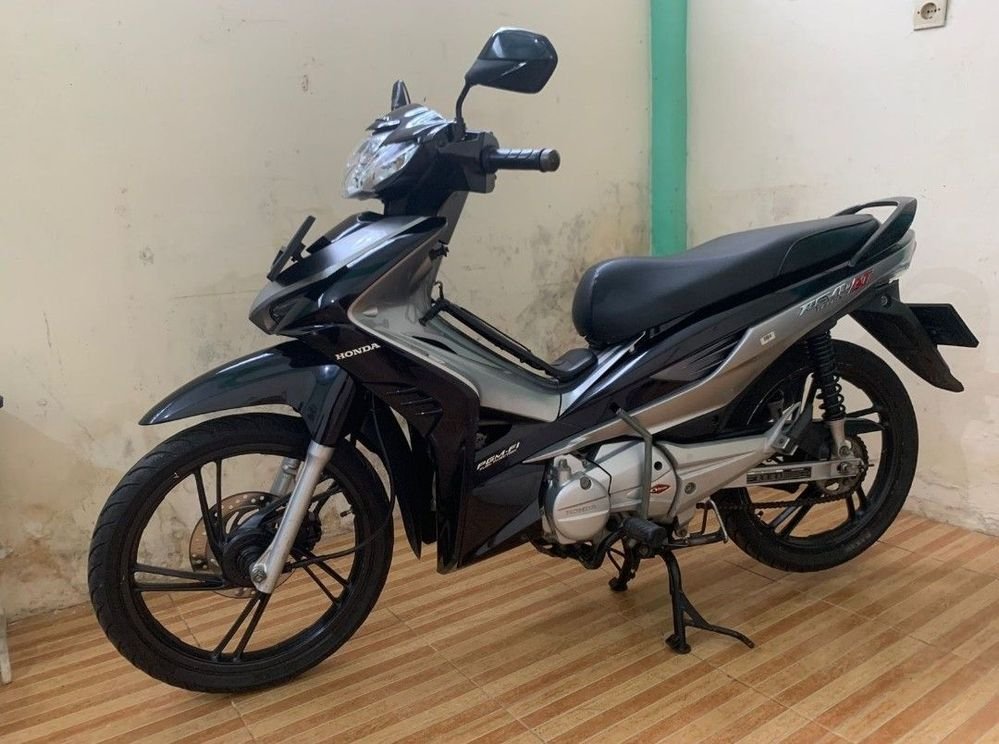 Cara Memilih Sarung Tangan Motor yang Tepat untuk Perjalanan Jauh