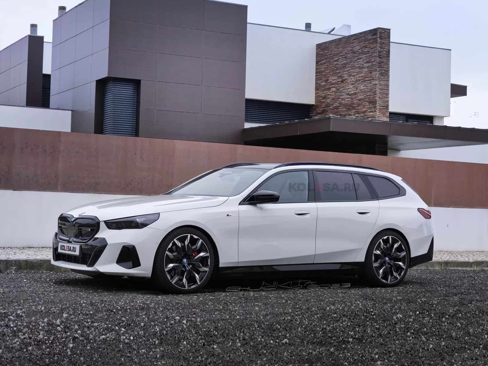 5 Aksesoris Motor Terbaik untuk Petualangan di Jalan Raya