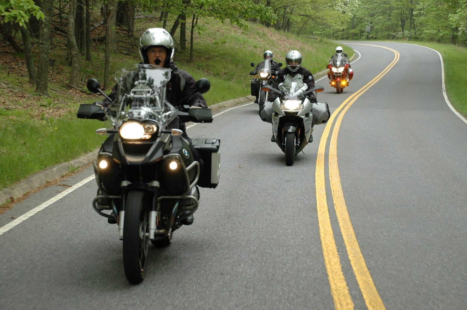 Upgrade Tampilan Motor: Gaya Racing Modern