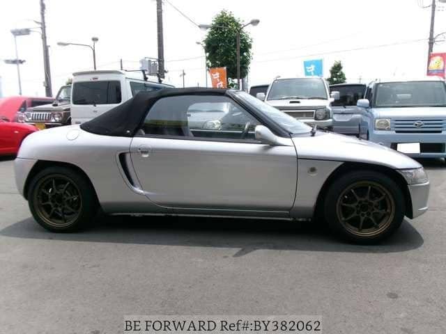 Tampil Beda: Gaya Customizable untuk Motor Kesayangan Anda